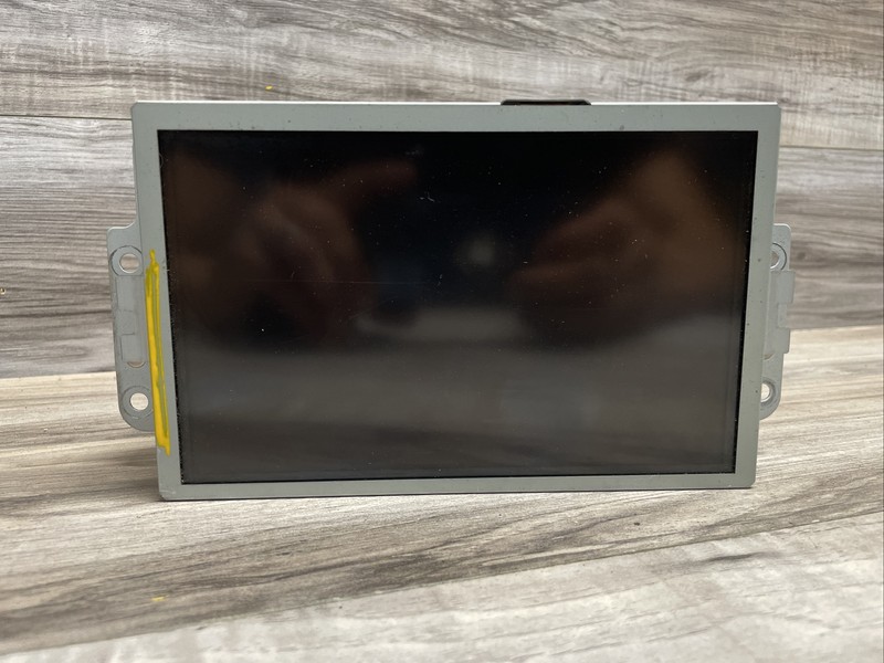 Info-GPS-TV Screen Front Display 8" ID DS7T-18B955-FA 13-16 FUSION SYNC 2 W/O NA