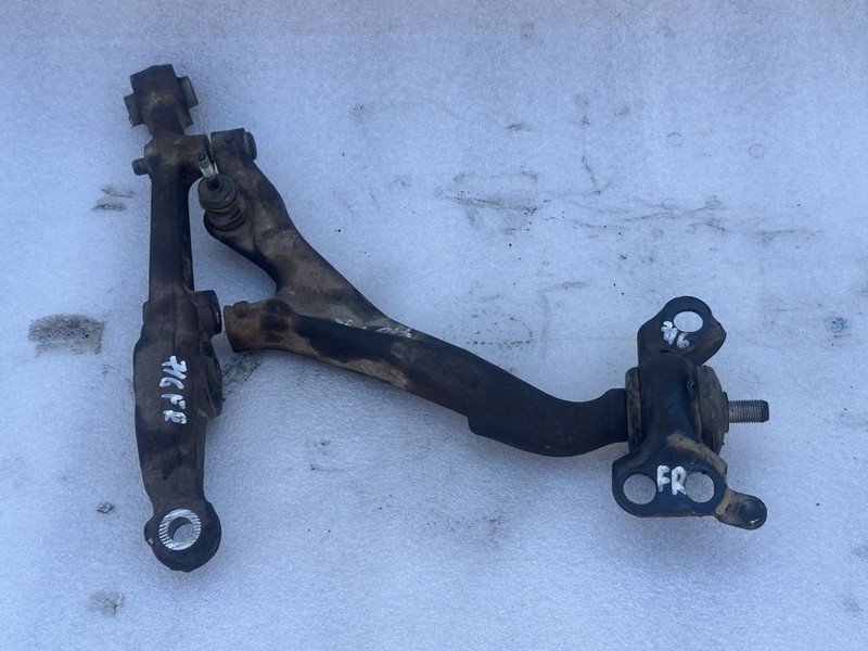 1993 1994 1995 HONDA DEL SOL CIVIC RIGHT PASSENGER FRONT LOWER CONTROL ARM 1.6L