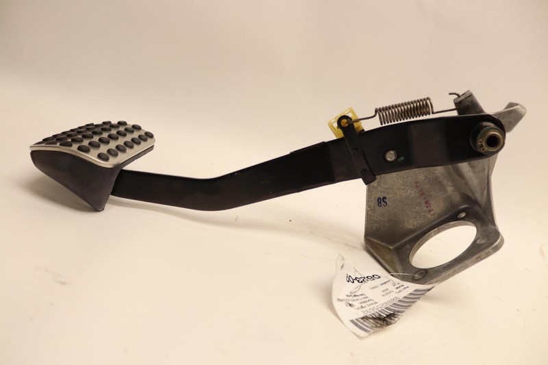 2004-2008 CHRYSLER CROSSFIRE PARKING PAD BRAKE STOP PEDAL PAD OEM