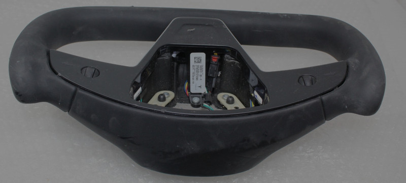 Genuine 2021-2023 TESLA MODEL S X Plaid Yoke STEERING WHEEL 1622612-00-HOEM
