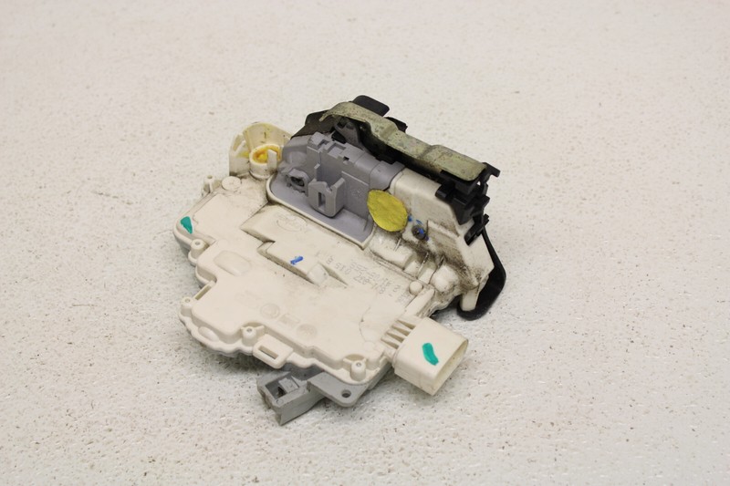 MK2 Audi TT Front Left Door Lock Module TTS TTRS A4 A5 Q5 Oem 2008-2014