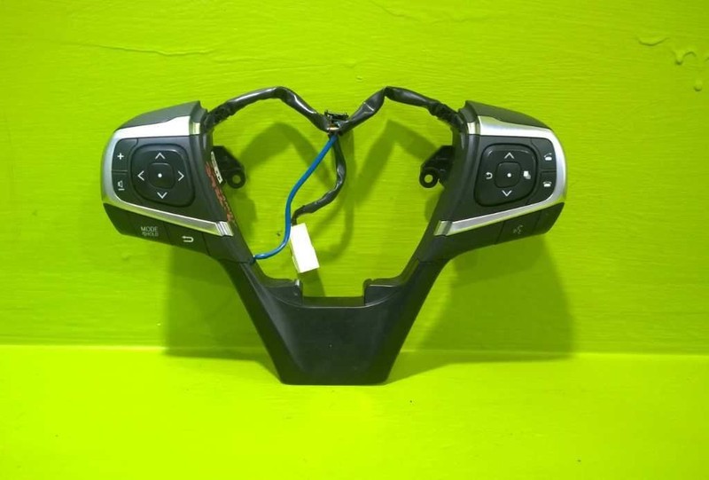 15 16 17 CAMRY PHONE AUDIO WHEEL SWITCH W/BEZEL OEM 3926-6