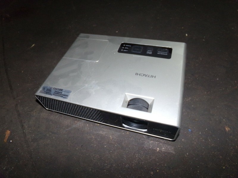 Hitachi CPX5 Projector *FREE SHIPPING*