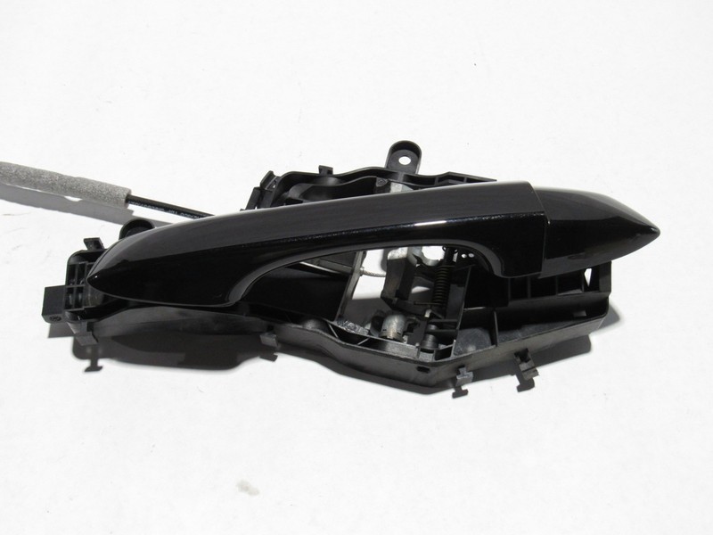 Volkswagen Jetta GLI 2022 Rear Right Door Outside Handle W/ Bracket 18-25 |