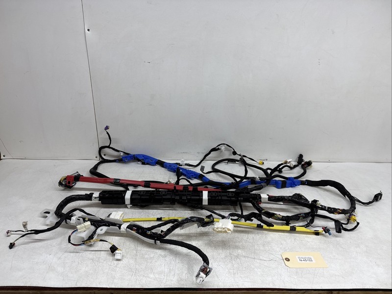 2026 Tesla Model Y Juniper Left Body Harness 1933902-10-D 45153 M3