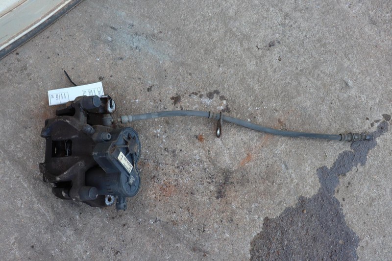 2016-2019 SUBARU LEGACY OUTBACK REAR LEFT DRIVER SIDE BRAKE CALIPER W/ HOSE OEM