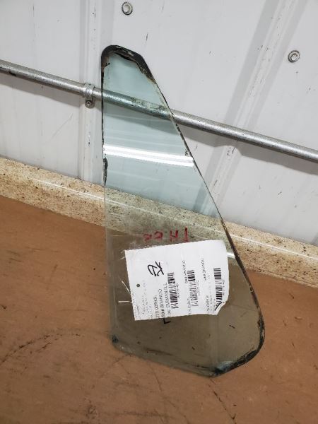 Driver Left Rear Door Vent Glass Lesabre Sedan Fits 75-76 BUICK 287482