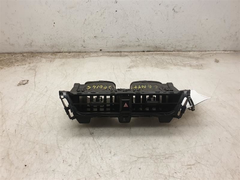 20 Toyota Corolla Center Dash Vent 55670-12710