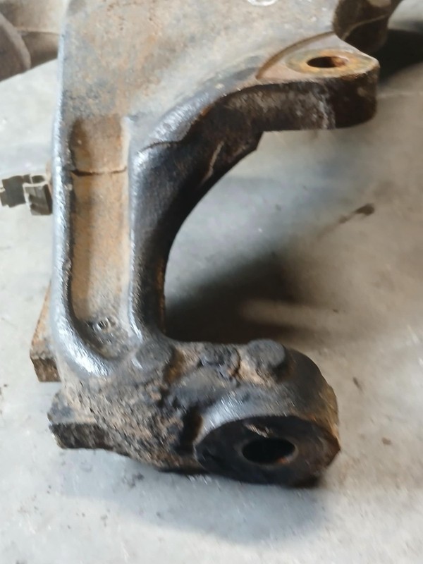 2wd Steering Knuckle Compatible with Chevrolet Silverado 2013 2500 3500 Right