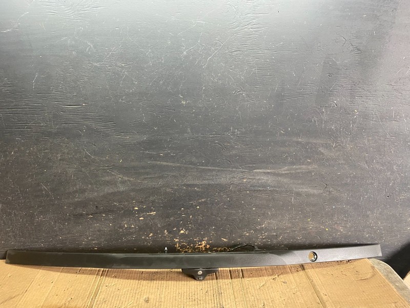 20162019 Ford Explorer Interceptor Rear Tailgate Molding With Camera S6021 DG