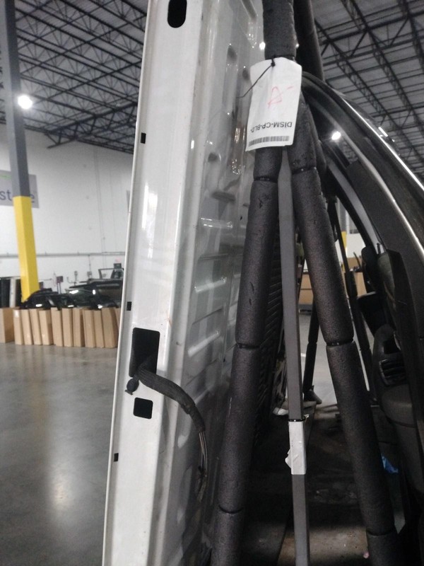 2022 Ford F150 Pickup Tailgate White OEM ML3Z19G490C 84000 Miles