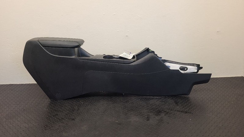 24-25 Buick Envista Floor Center Console W/ Armrest Assembly Black OEM 42823896