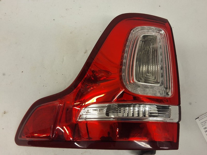 Passenger Tail Light Red Lens Fits 11-15 EXPLORER 3421781