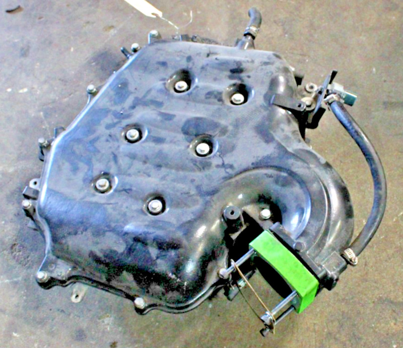 UPPER INTAKE PLENUM:03-06 350Z, 03-07 G35 (VQ35DE) Spacers Include Plenum TB