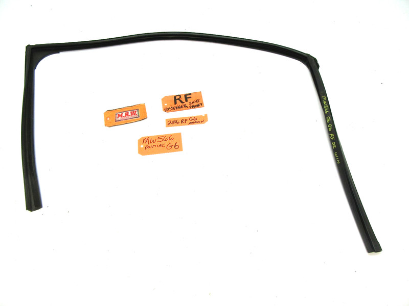 05-10 G6 SEDAN RIGHT FRONT DOOR PANEL RUBBER GLASS WINDOW SEAL TRACK RUN CHANEL