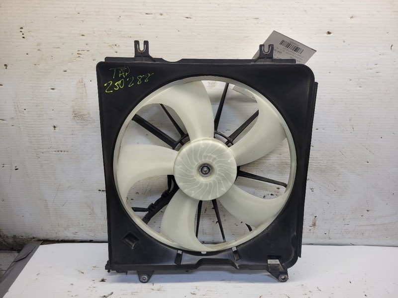 Driver Radiator Fan Motor Fan Assembly Turbo Radiator Fits 17-22 CR-V 1634918