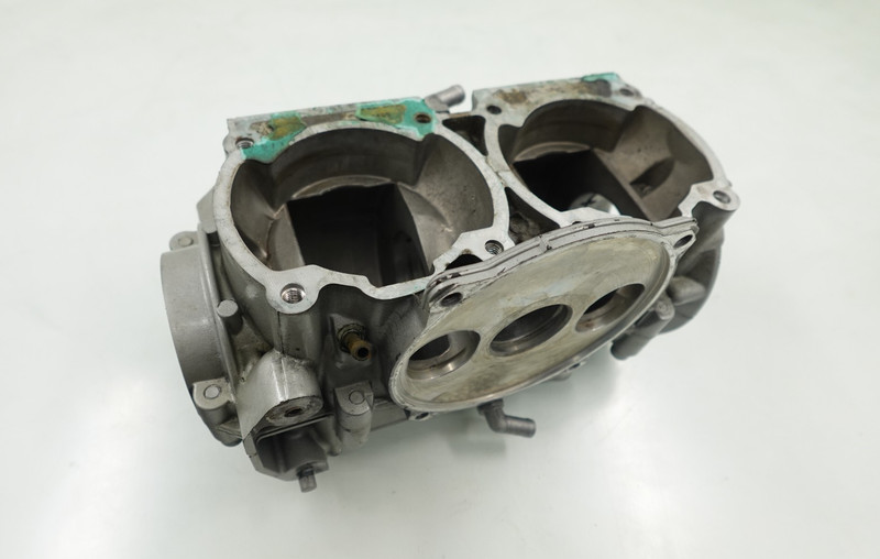 1998-2005 Sea-Doo Sportster / GTI LE / GS 720 OEM Crank Cases 420890121