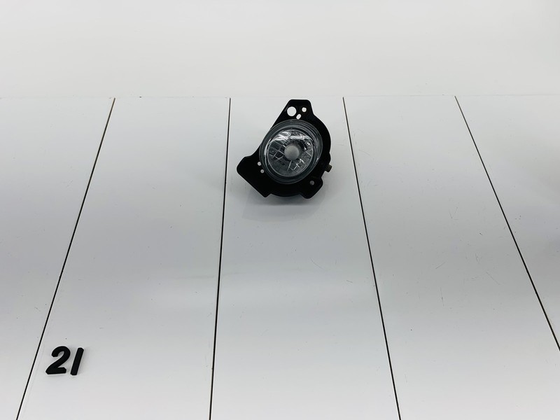 14-16 MAZDA 3 SEDAN FRONT LEFT DRIVER SIDE BUMPER FOG LIGHT LAMP OEM