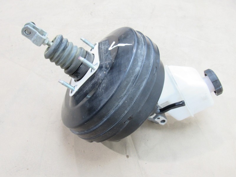 Genesis G80 2017 3.8L Brake Booster Master Cylinder Tank Reservoir 16-20 *