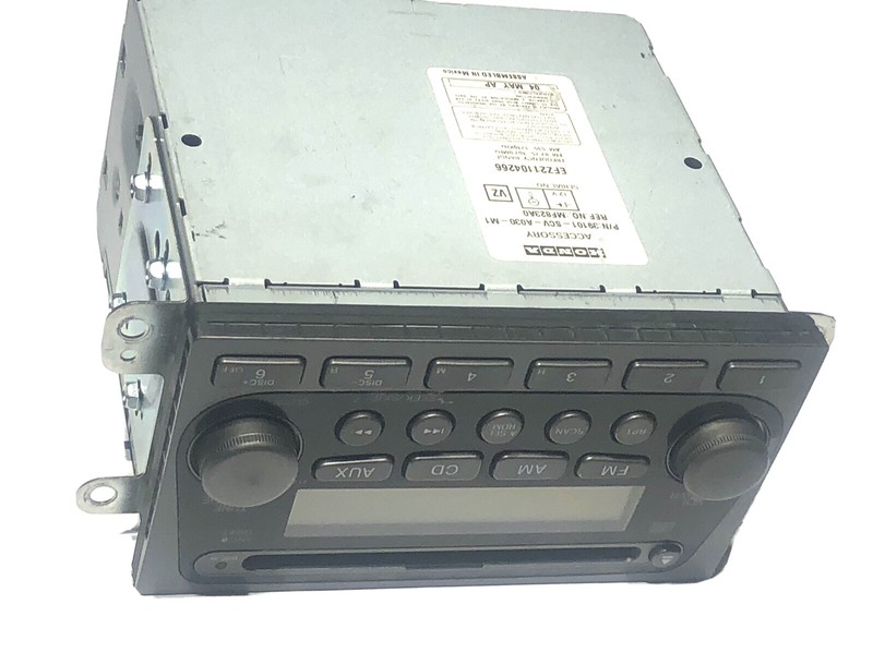 03 2003 Honda Element Radio Stereo Disc CD MP3 Player Receiver 39101-scv-a010