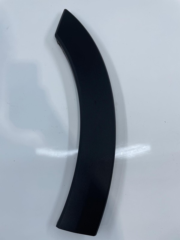 2021 Ford Bronco Sport RH Passenger Rear Fender Flare Trim Molding M1PBS291C20AC