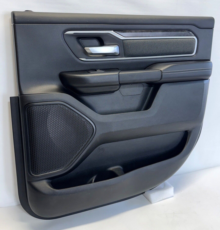 ✅2019-2025 RAM 1500 BIGHORN REAR RIGHT DOOR PANEL CREW CAB TRIM PASS 5TH GEN OEM