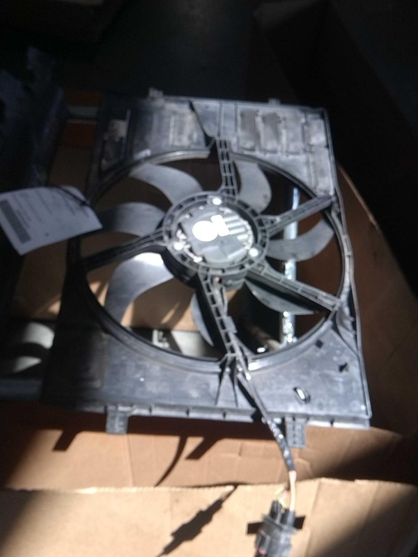 2015 Volkswagen Golf GTI Engine Cooling Fan Motor OEM 5Q0121203CL, Used
