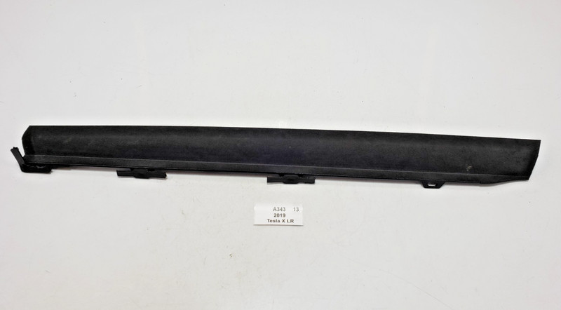 ✅ 16-23 OEM Tesla Model X Rear Right Passenger Falcon Door Middle Alcantara*