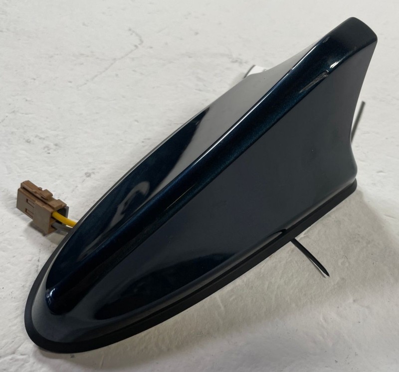 2022 - 2023 GENESIS G70 ROOF UPPER EXTERIOR SHARK FIN ANTENNA BLUE # 109969