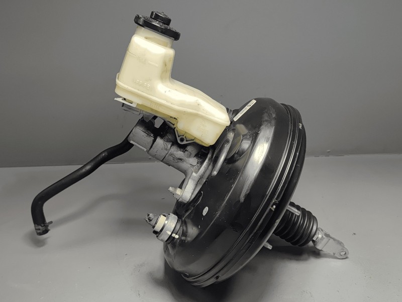 2018-24 TOYOTA CAMRY BRAKE MASTER CYLINDER W/ BOOSTER & RESERVOIR OEM