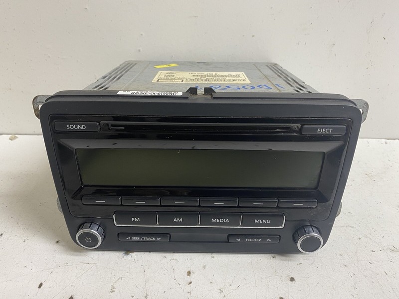 2012-2016 Volkswagen Beetle NON-NAV Radio Stereo AMFM Single Disc CD Player