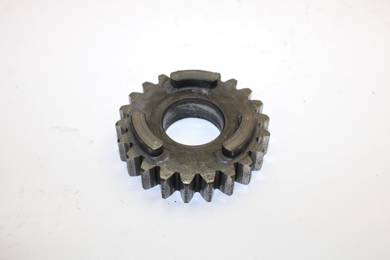 89 Yamaha Moto 4 YFM350ER OEM Middle Driven Gear 2VA-17583-01-00 AY30