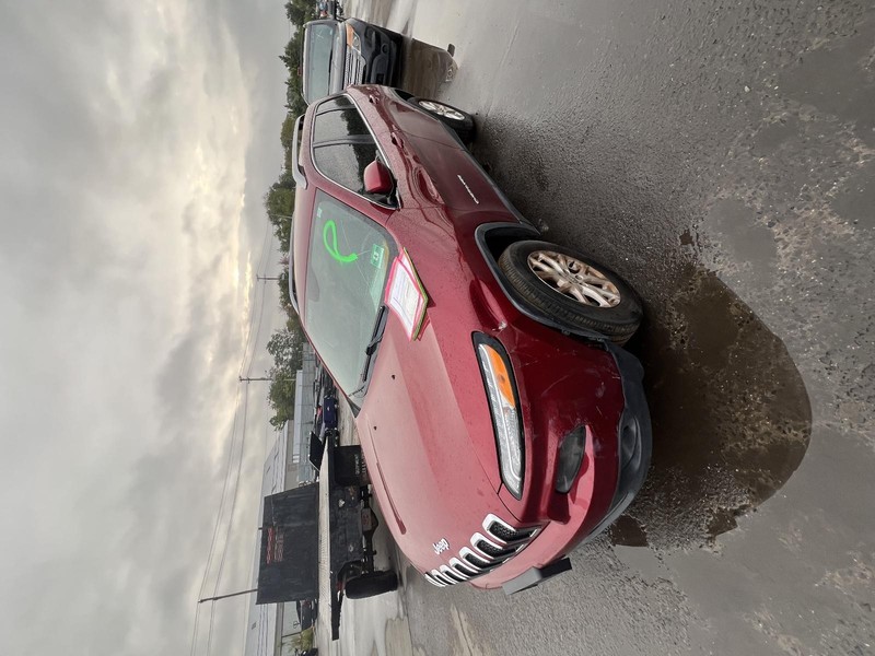2016 Jeep Cherokee Suspension Assembly Red 106K Miles - OEM Quality Part