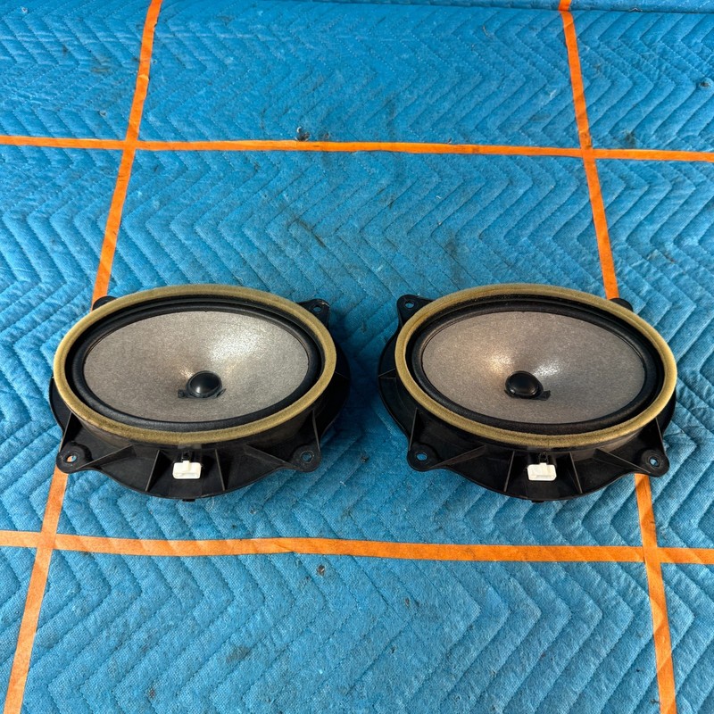 2005–2010 TOYOTA AVALON Front Door driver PassengerSpeaker Set OEM