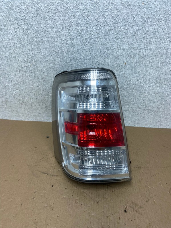 2008 2009 2010 2011 Mercury Mariner Left Driver Lh Side Tail Light OEM AD7706 LK