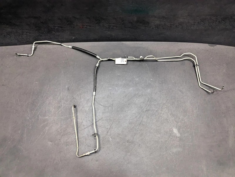 2PC Transmission Oil Cooler Hoses 2017 Cadillac Escalade ESV 84036743 2016-2020