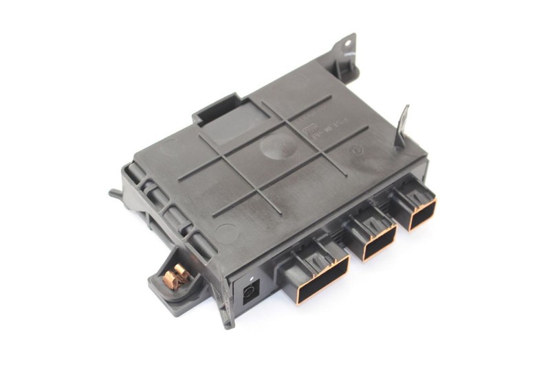 2006 CORVETTE C6 Theft and Locking Control Module 15853335