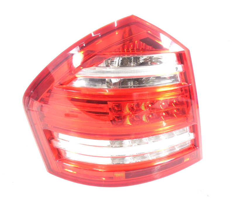 2010-2012 Mercedes-Benz GL350 Upper Tail Light Lamp Driver Left LH OEM