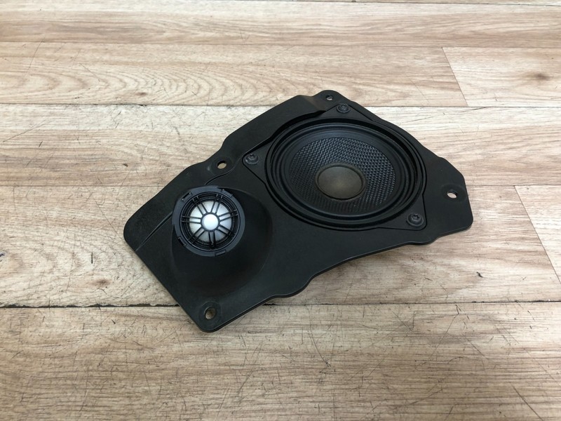 BMW F01 F02 740 750 760 OEM REAR DECK SHELF PASSENGER SIDE SPEAKER SYSTEM 09-15