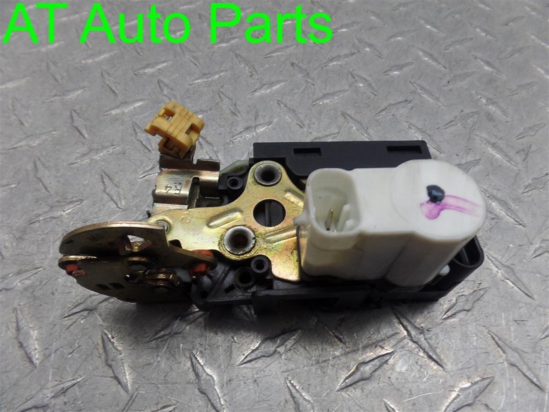 2005 YUKON PASSENGER FRONT LOCK ACTUATOR