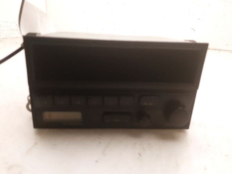 95-97 TOYOTA COROLLA RADIO/STEREO RECEIVER UNIT ASSEMBLY