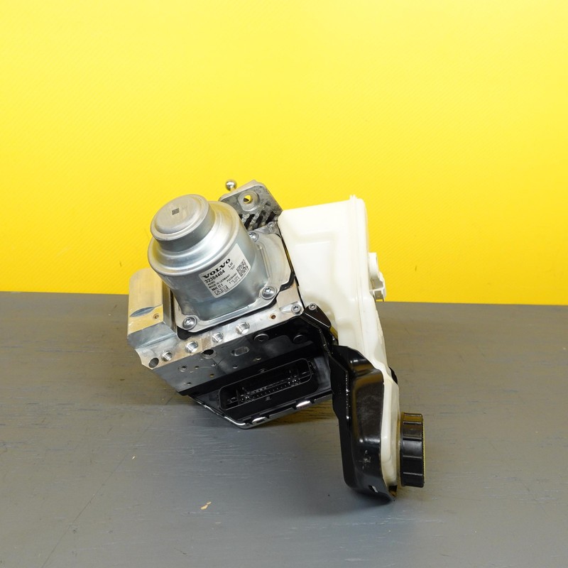 2019-2025 VOLVO XC90 BRAKE ABS PUMP MODULATOR ACCUMULATOR CONTROL OEM 32384484