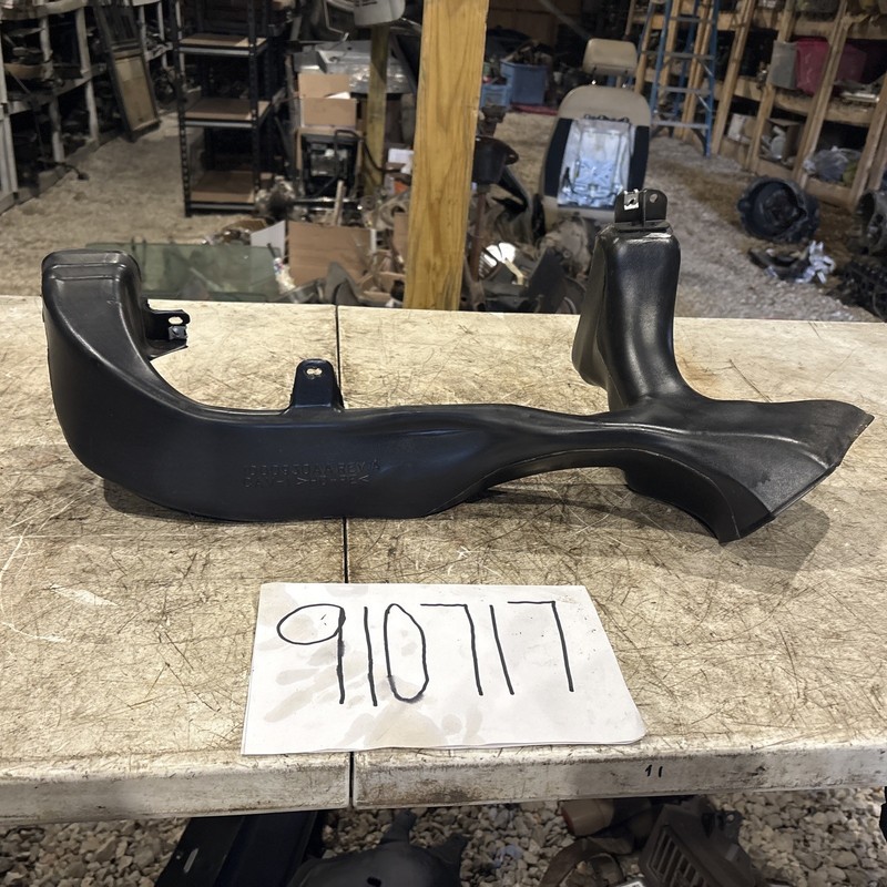 2001 - 2003 Dodge Durango A/C Heat Duct Vent 1000930AA