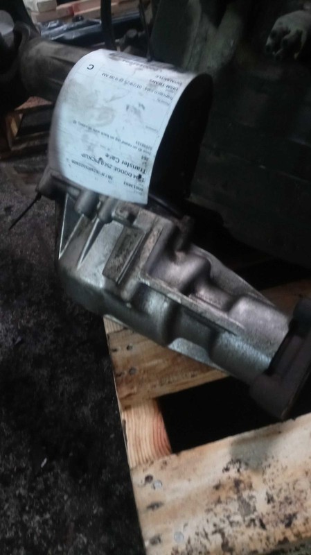 2005 Honda Pilot Transfer Case Assembly OEM 29000PVG000 279K Mileage
