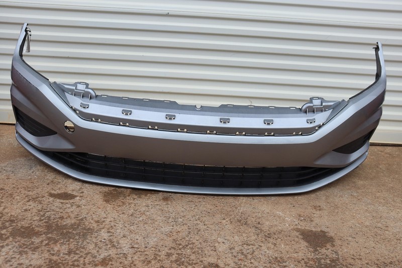 2019-2021 VOLKSWAGEN JETTA EXCEPT GLI FRONT BUMPER COVER PLASTIC ASSEMBLY OEM