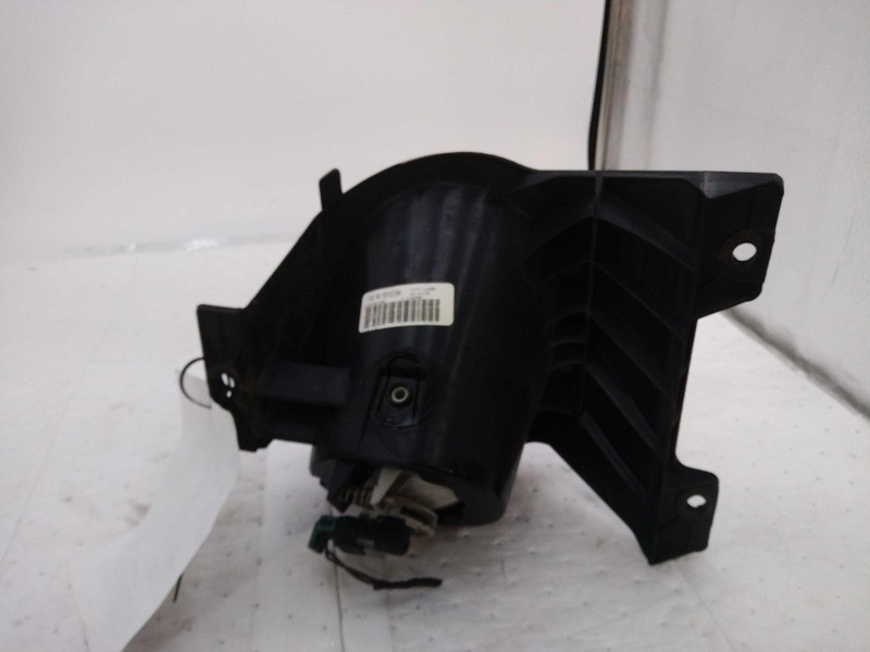 2010 Ford F150 Pickup Right Fog Light Assembly - Used, Grey, OEM 219099