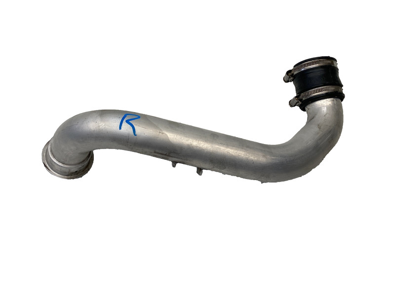 17-20 MERCEDES E400 E450 W213 3.0L INTERCOOLER RIGHT AIR HOSE PIPE OEM #A0.60