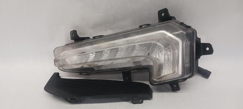 13-'16 CHEVROLET MALIBU Left driver fog light OEM Grade A!