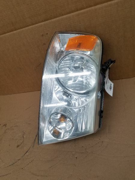 Passenger Headlight Bright Background Fits 04-08 FORD F150 PICKUP 251440