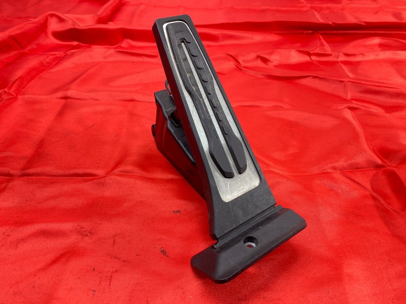 BMW G03 G05 G06 G12 G20 G22 G30 G42 F90 F92 Acceleration Throttle Gas Pedal OEM✅